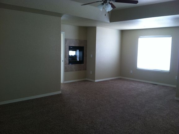 3rd image of 642 Sundance Dr