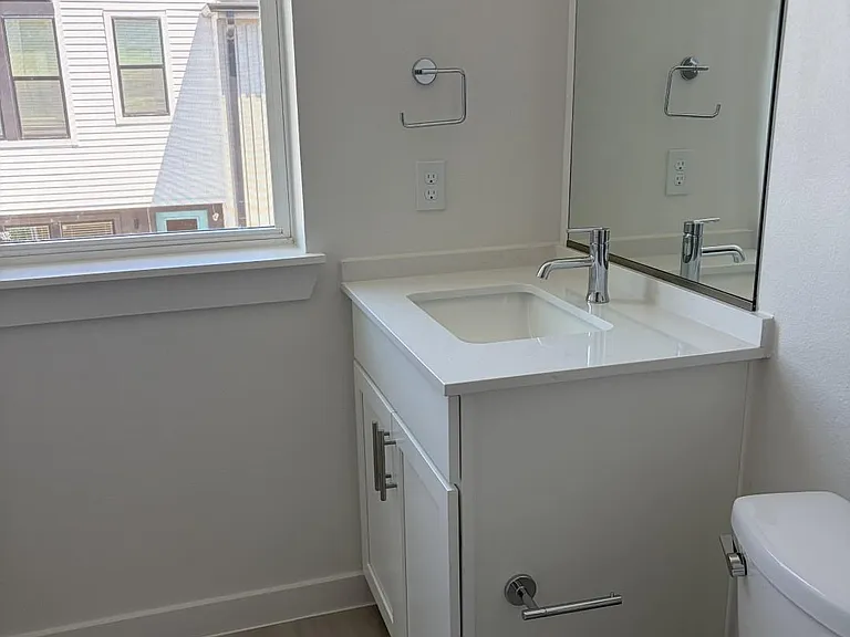 2200 McFly St #6105 — Photo 25