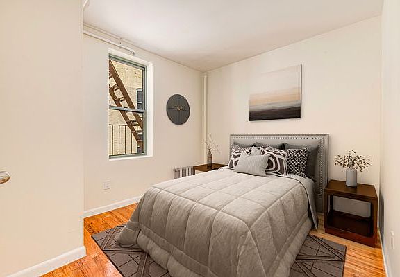 3rd image of 236 W 64th St APT 6B