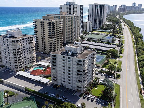 3rd image of 5480 N Ocean Drive #A1d