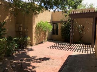 6533 N Foothills Dr, Tucson, AZ 85718