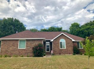 3351 E Lark St, Springfield, MO 65804