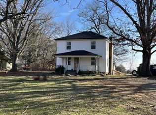 27 Stonewall Rd, Concord, VA 24538