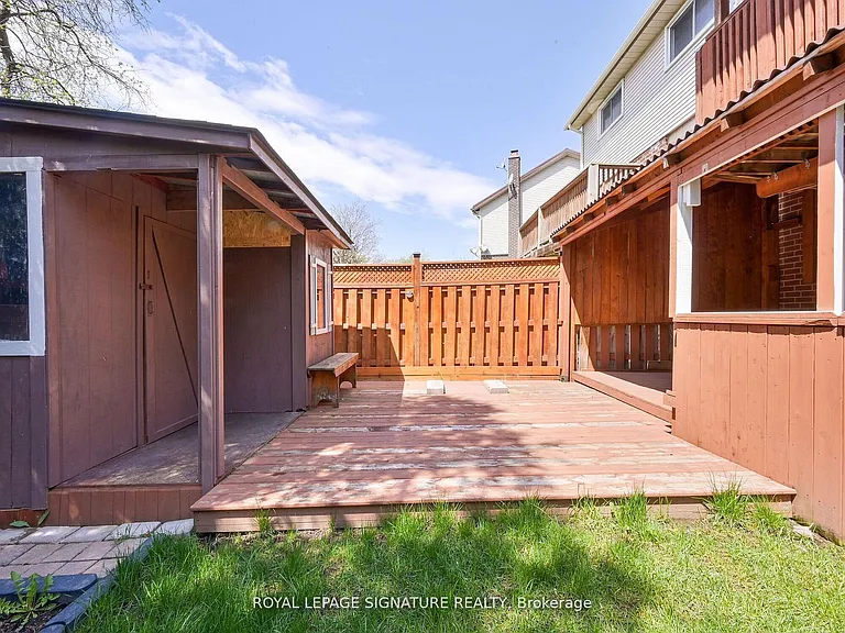26 Peterson Ct #LOWER — Photo 33