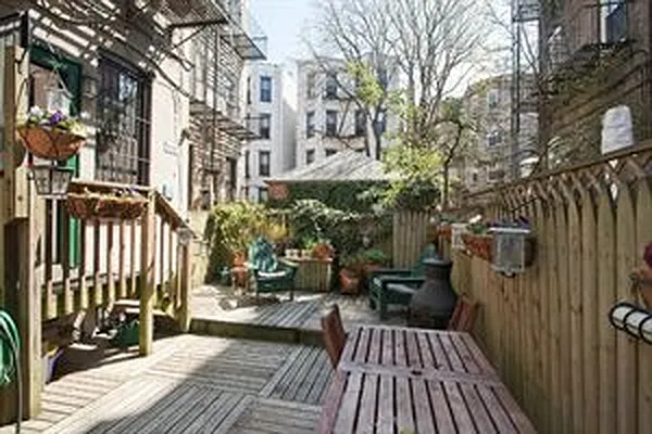 Sold by Douglas Elliman | media 16