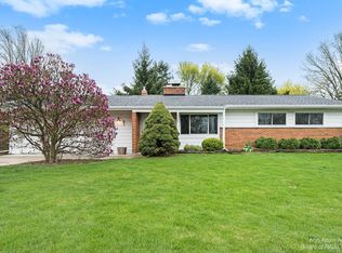2049 Norfolk Ave, Ann Arbor, MI 48103