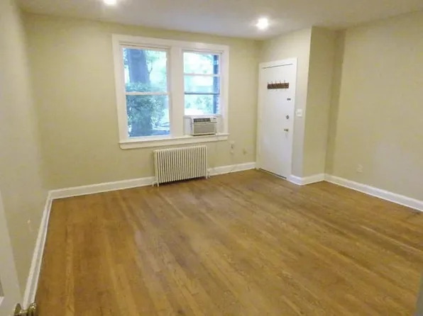 4508 Macarthur Blvd NW, Washington, DC 20007