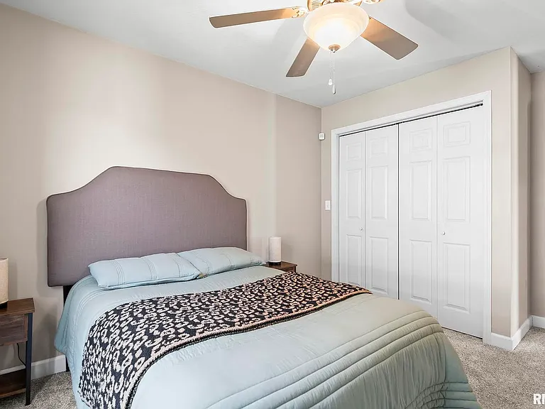 2721 Carl Prairie Dr — Photo 8