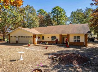 27 Fachado Dr, Hot Springs Village, AR 71909