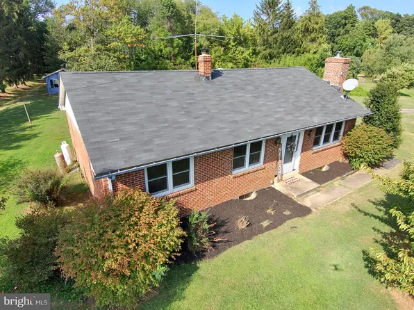 233 Acorn Dr, Middletown, DE 19709