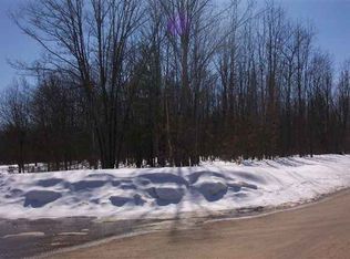 322 Woodsedge Dr, Fife Lake, MI 49633