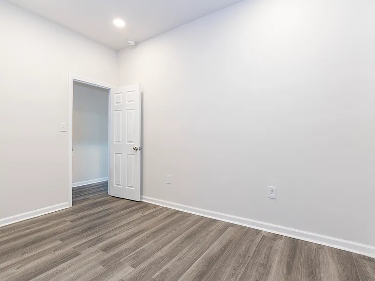 1613 S 18th St #1 — Photo 15