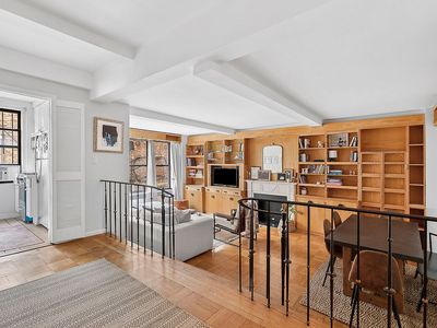 235 E 73rd St APT 1D, Manhattan, NY, 10021