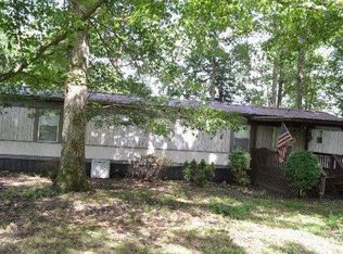 3069 Banner Springs Rd, Jamestown, TN 38556