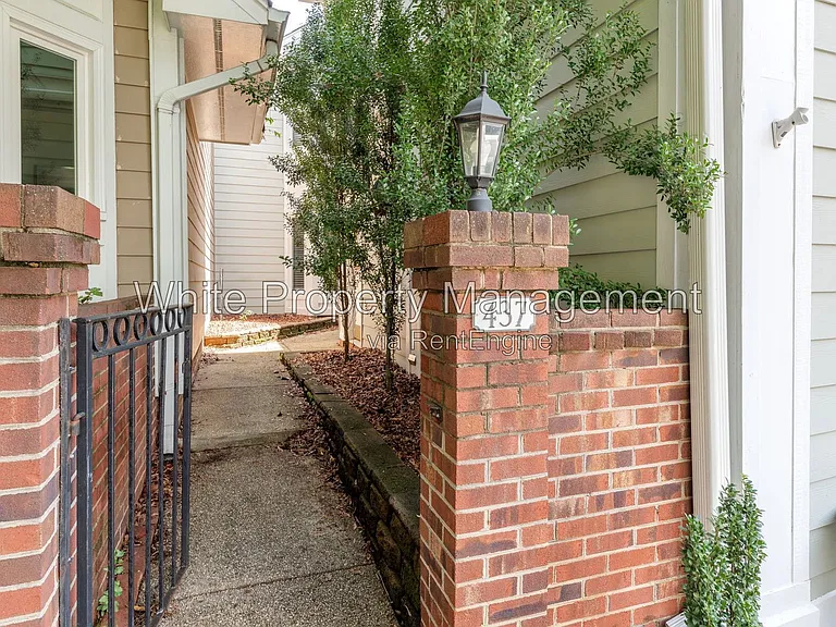 437 Clarkson Green St — Photo 25