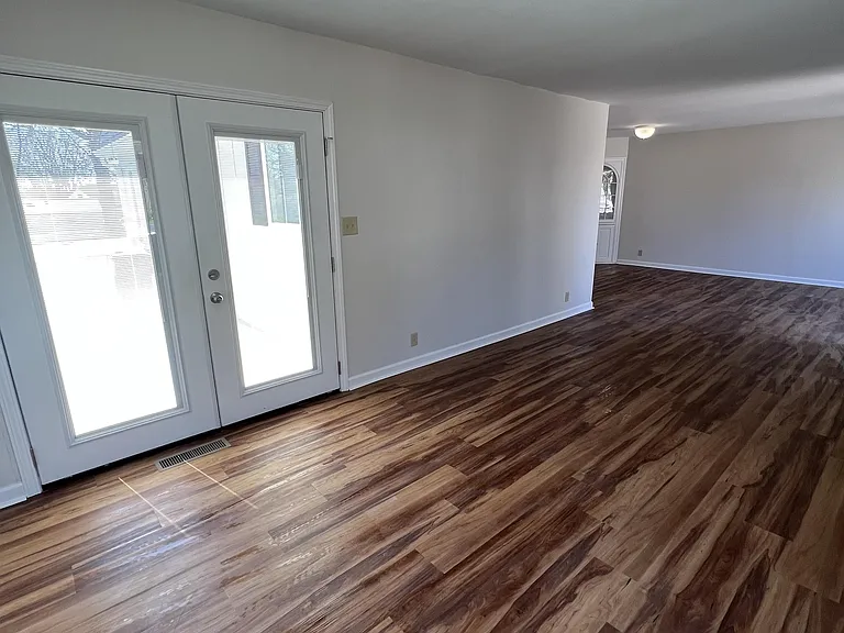 17 E Blaine St — Photo 11