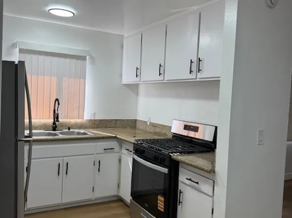 1116 Gladys Ave APT B, Long Beach, CA 90804