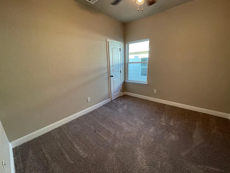 1427 Black Kettle Trl — Photo 13