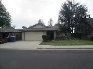 1606 Buckingham Ave, Clovis, CA 93611
