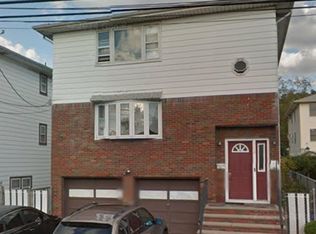 308 8th St FLOOR 2, Saddle Brook, NJ 07663