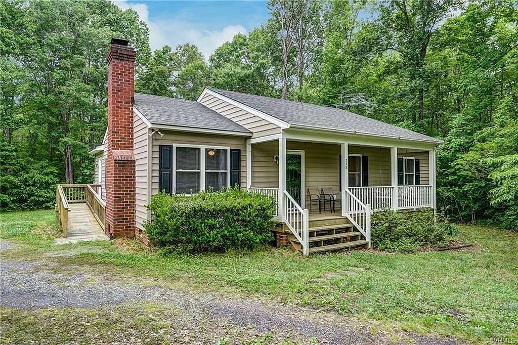 748 Bent Creek Ln, Bumpass, VA 23024 | Zillow