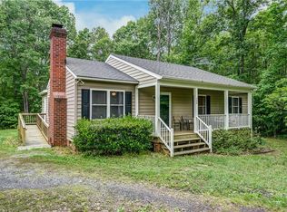 748 Bent Creek Ln, Bumpass, VA 23024