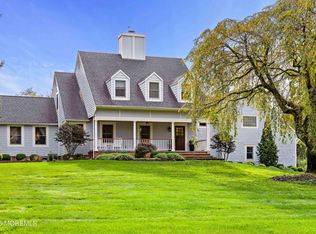 10 Boxwood Dr, Colts Neck, NJ 07722