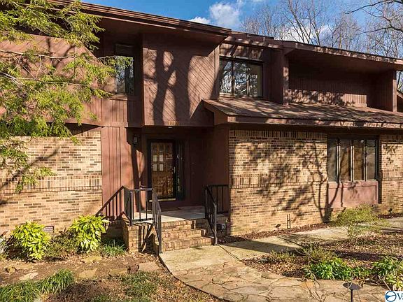 2nd image of 10101 Shadow Wood Dr SE