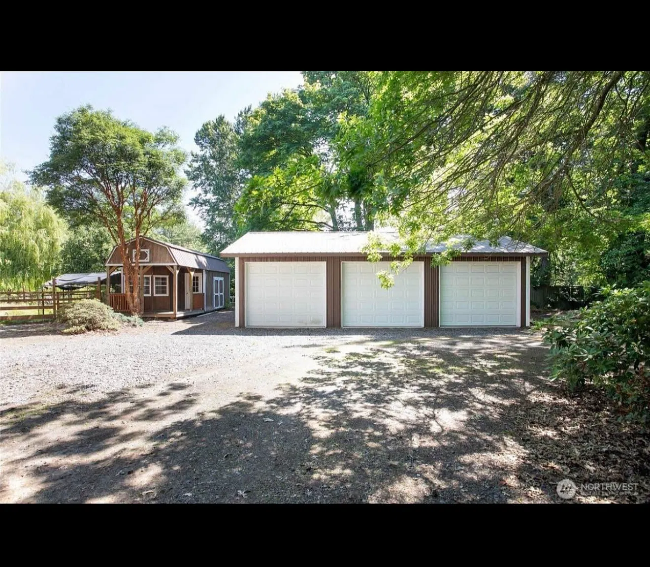 4 bed, 1500 sqft, $1,500 — Photo 1