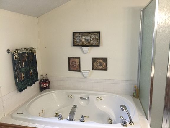 3rd image of 509 47th St SE