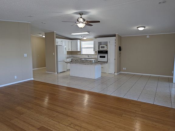 5th image of 8479 Labelia Ct #2122