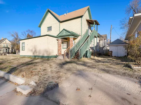 518 N Poplar St, Hutchinson, KS 67501