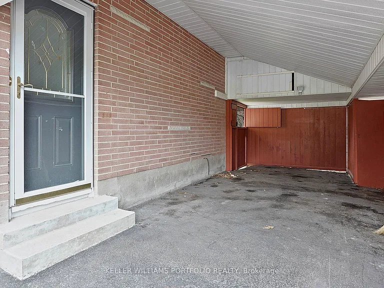 68 Athabasca St — Photo 46