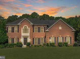 15555 Goshawk Pl, Waldorf, MD 20601