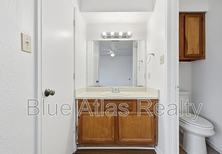2713 Wimbledon Ct #A — Photo 11