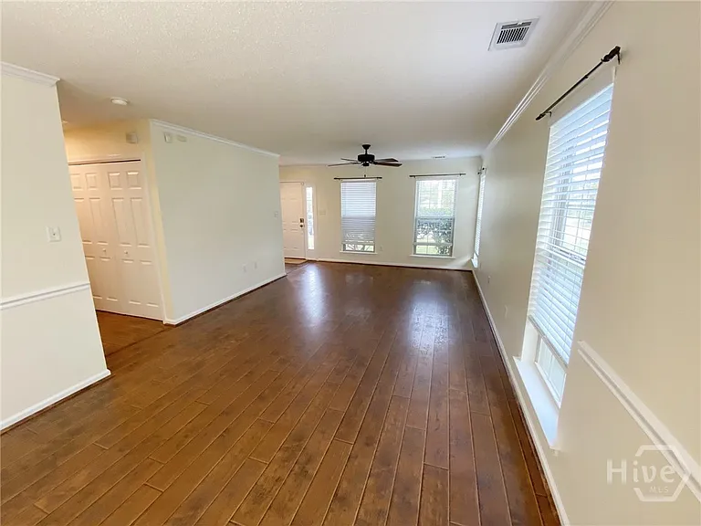205 Salt Landing Cir — Photo 5