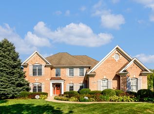 3N893 Walt Whitman Rd, St Charles, IL 60175