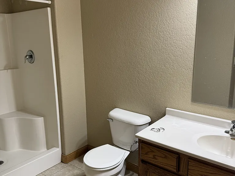 1033 Donna Ln #1 — Photo 8