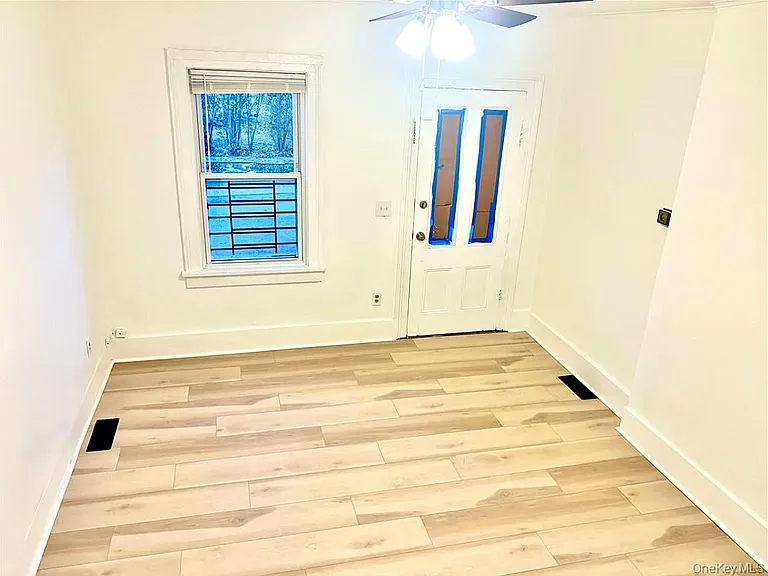 9 Hornbeck Ave — Photo 10