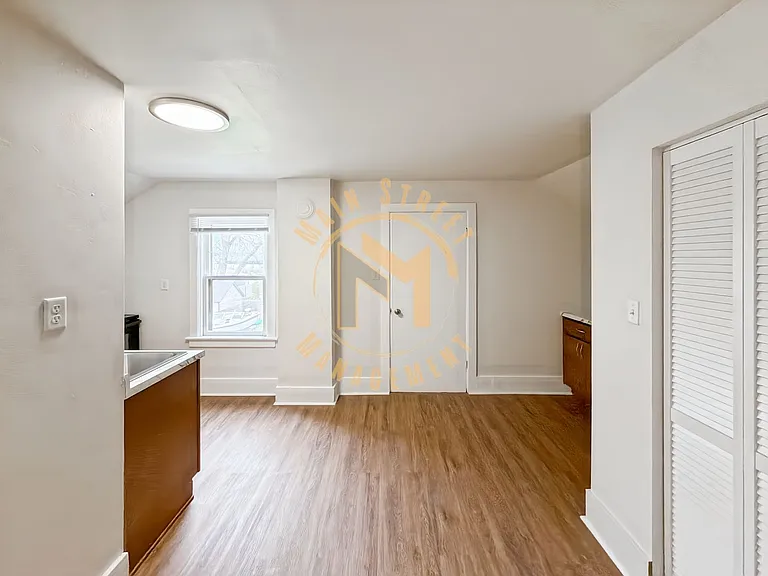 1522 Main Ave — Photo 9