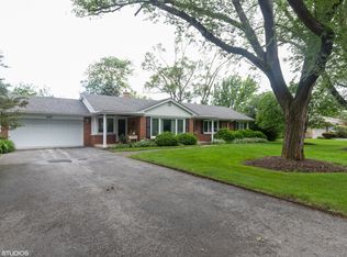 5420 Country Club Dr, La Grange, IL