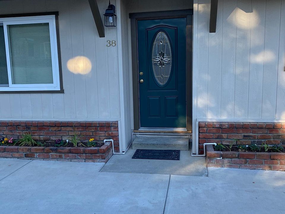 1st image of 38 Sherland Ave