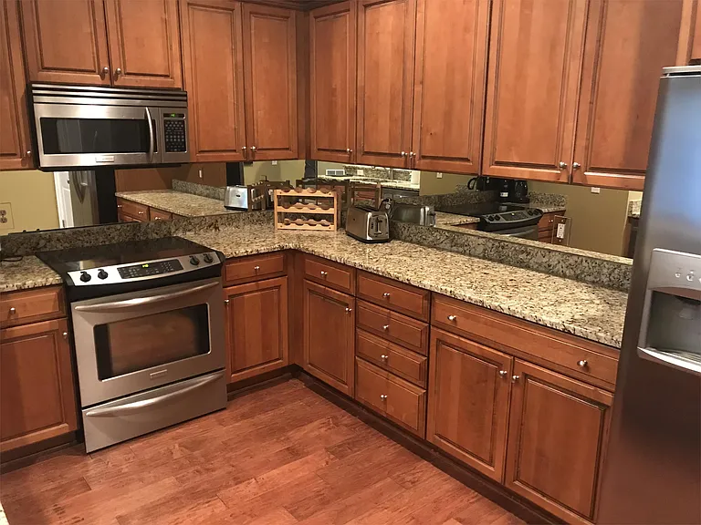 425 E McDonough St #101 — Photo 7
