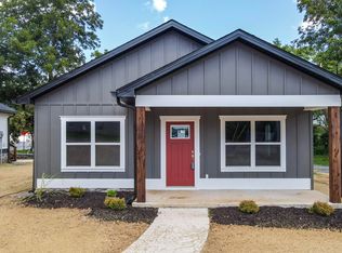 415 4th St SE, Cleveland, TN 37311