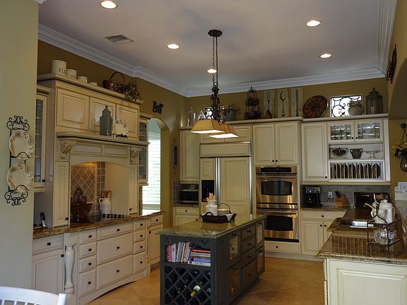 2nd image of 7608 NW 117th Ln