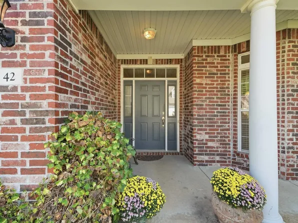 42 Courtside Pl, Little Rock, AR 72210