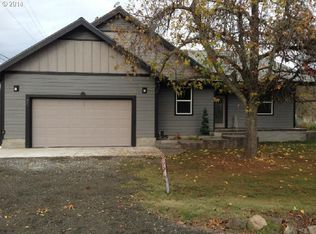 697 Troost St, Roseburg, OR 97471