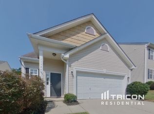 11344 Breezehill Ln, Charlotte, NC 28262