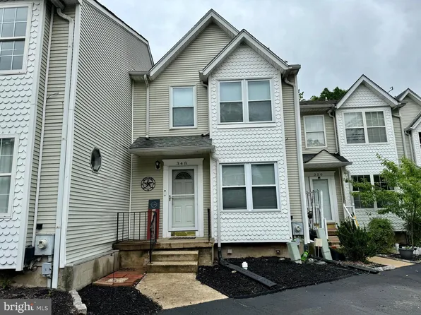 348 Park Ln, Wilmington, DE 19804