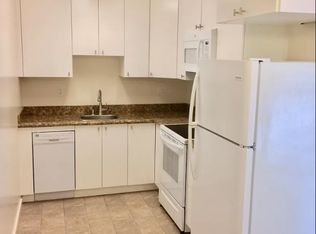1020 Florence Ln APT 10, Menlo Park, CA 94025